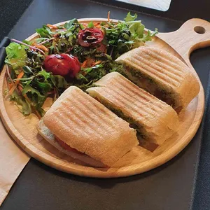 cafe801 너에게 말을 걸다 사진