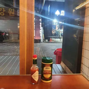 로니스 개러지 리뷰 사진