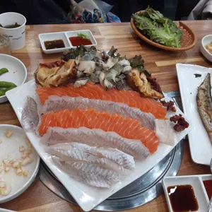 탐나종합어시장 사진
