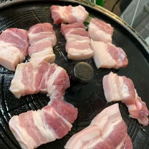 통돼지집 사진