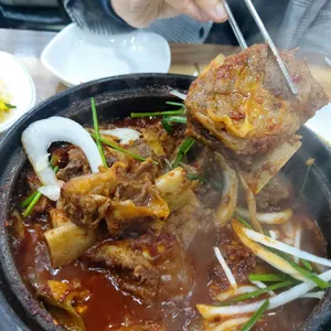 평양냉면 사진