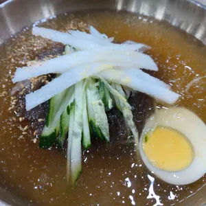 평양냉면 사진