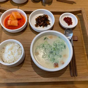 황태일로 사진
