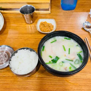 더도이종가집돼지국밥 사진
