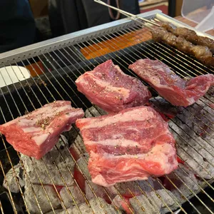 양국 사진