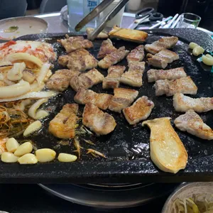 지리산돌판고깃집 사진