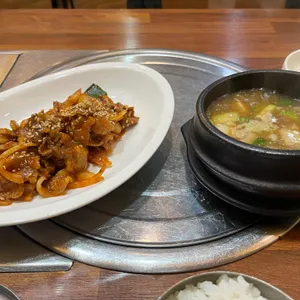 한옥쌈밥 사진