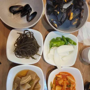 본가딸부자전복죽집 사진