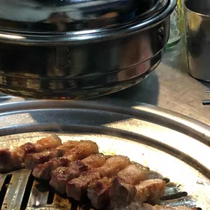 산청엔흑돼지 사진