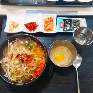 한옥마을 전주비빔밥 사진