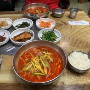 몽실이네식당 사진