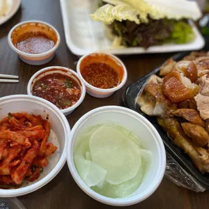 왕창족발 사진