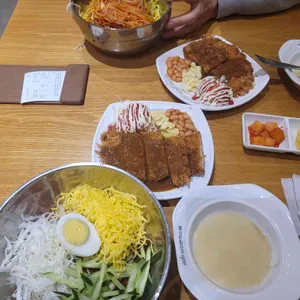 101번지남산돈까스 사진