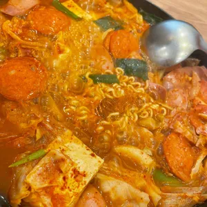 김뚜껑부대찌개 사진