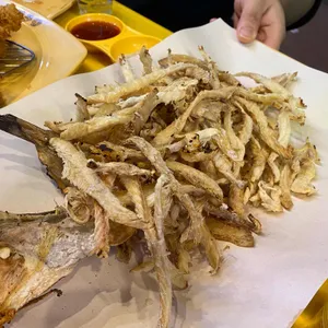 노랑통닭 사진