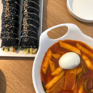 봄꽃김밥 사진
