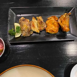 INDY 리뷰 사진