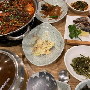 고래식당 사진