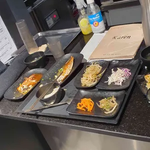 카렌 사진