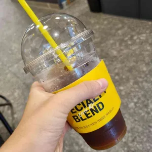 컴포즈커피 사진