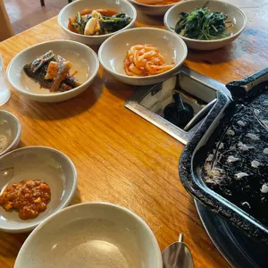 향나무세그루 사진