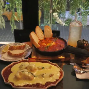 까라벨라데오로 대표 사진