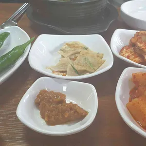 동충주솥밥해장국 사진