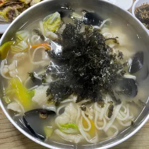 시골칼국수 사진