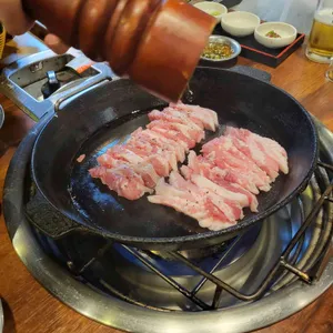 칼삼겹살 사진