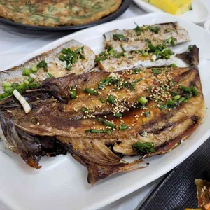 충무멸치쌈밥 리뷰 사진