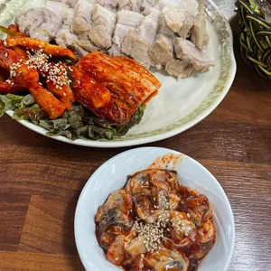 장군족발보쌈 사진