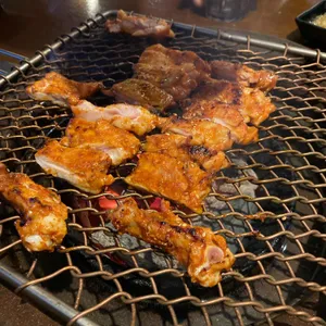 참숯삼인조 사진