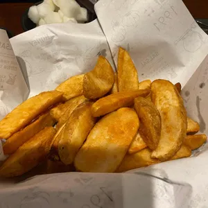 교촌치킨 사진