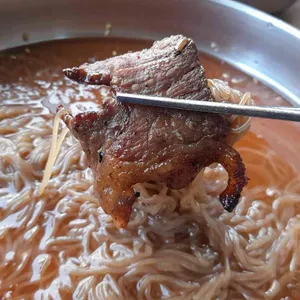 육쌈냉면 사진