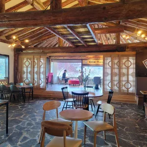 1004-11카페 리뷰 사진