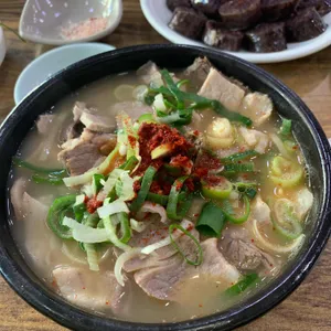 꽃돼지국밥 리뷰 사진