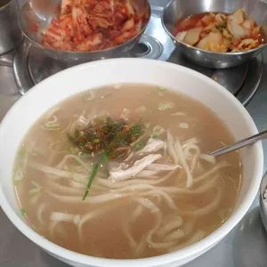 큰집 닭한마리 사진
