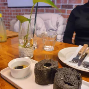 플레이트 946 사진