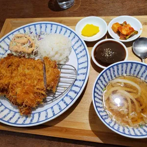 아키 사진