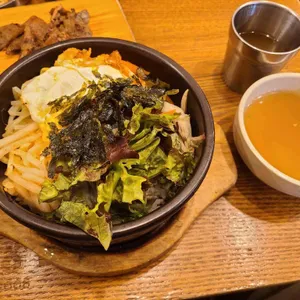 육쌈냉면 사진