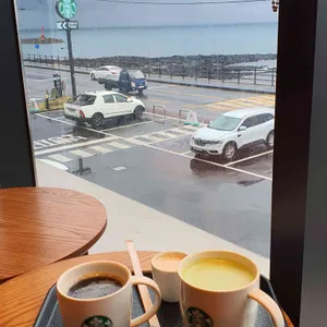 스타벅스 리뷰 사진