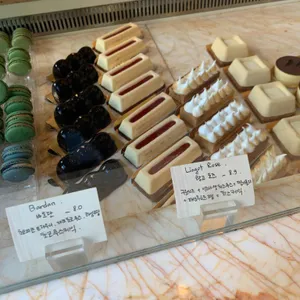 마얘(Maillet) 리뷰 사진