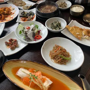 박해윤통영해물밥상 사진