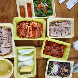 원할머니보쌈족발 사진