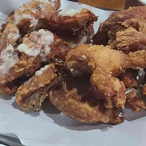스카이마늘치킨 사진