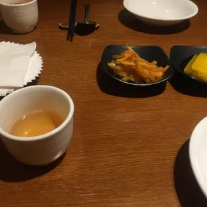 친니 사진