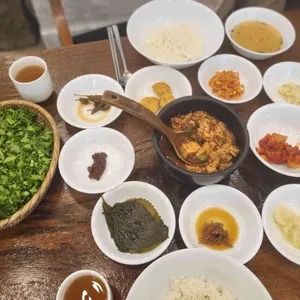 솔나무길 된장예술 사진