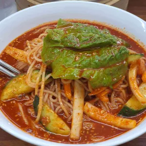망향비빔국수 사진