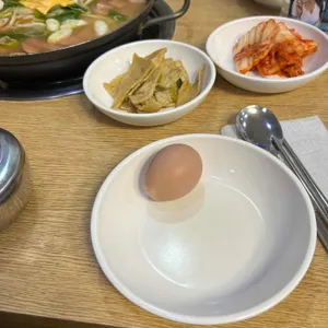 명동부대찌개 사진