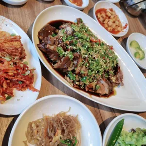 오서방별난족발 사진